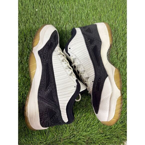 Size 11 OG ALL Air Jordan 11 Retro IE Low White Black Suede Leather (306008-100) - Picture 5 of 8